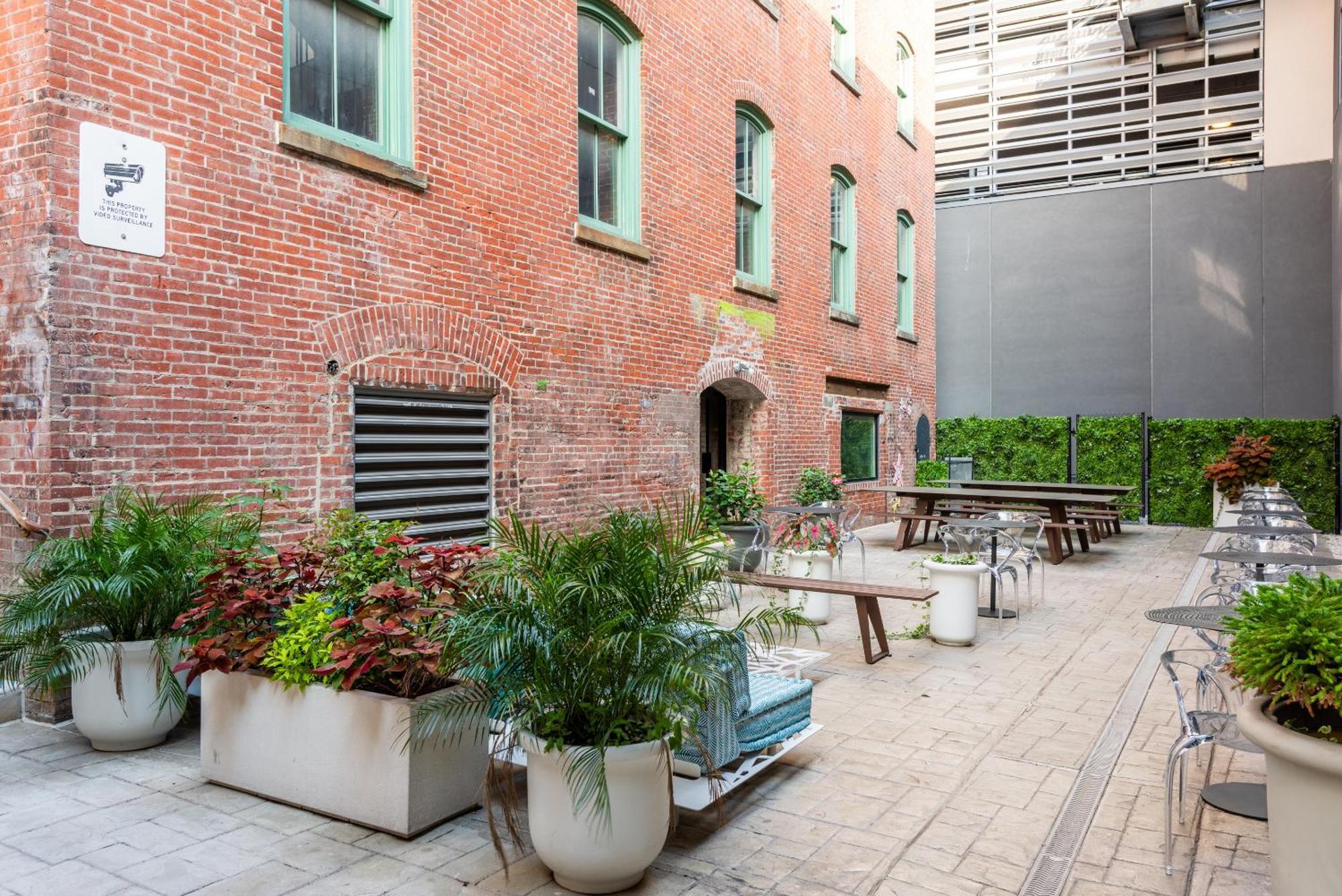 Mint House At The Divine Lorraine Hotel - Filadélfia Exterior foto